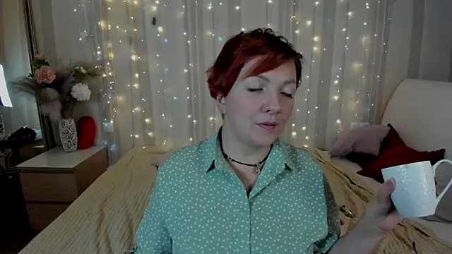 Katherine Fox online show from 03/15/25, 03:37