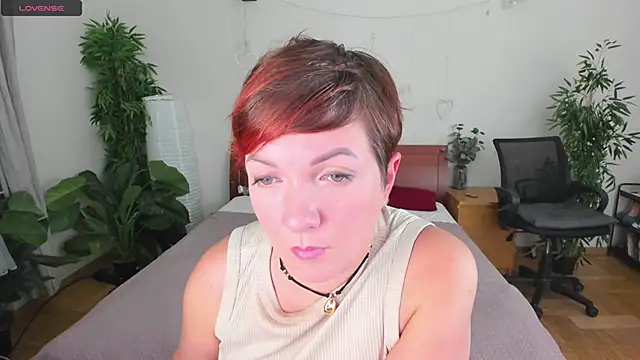 Katherine Fox online show from 03/19/25, 05:06