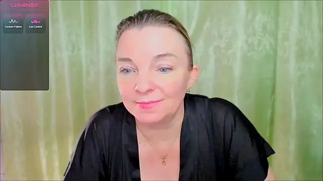 Regina  blue online show from 03/03/25, 09:26