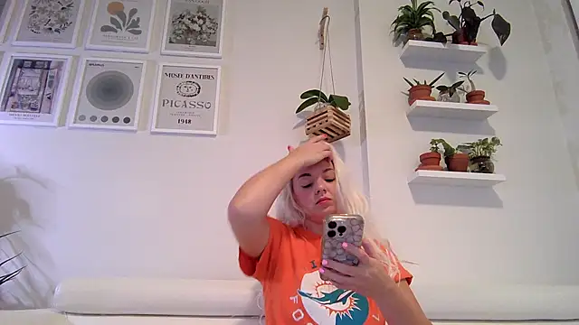 badblondebunny online show from 02/07/26, 01:09