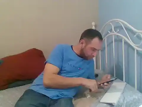 Snapshot of SmokingSloth chatting on 03/11/25, 11:01 SmokingSloth online show from 03/11/25, 11:01