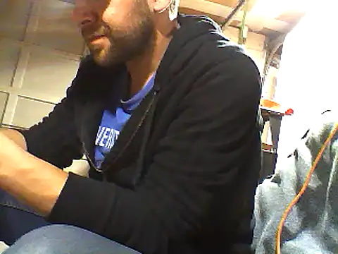 Snapshot of SmokingSloth chatting on 03/15/25, 06:14 SmokingSloth online show from 03/15/25, 06:14