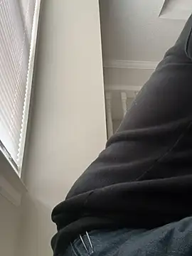 Snapshot of SmokingSloth chatting on 03/15/25, 06:43 SmokingSloth online show from 03/15/25, 06:43