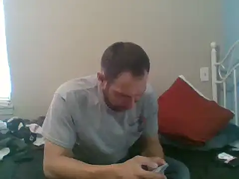 Snapshot of SmokingSloth chatting on 03/18/25, 06:48 SmokingSloth online show from 03/18/25, 06:48