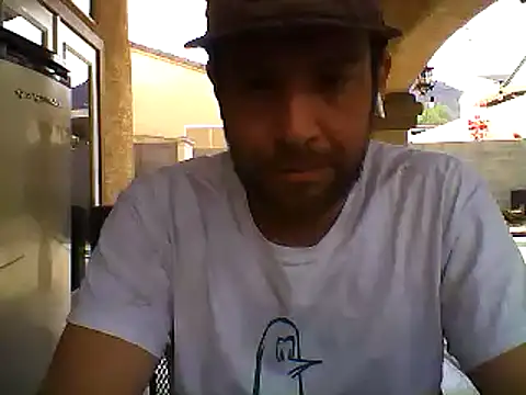 Snapshot of SmokingSloth chatting on 04/16/26, 05:58 SmokingSloth online show from 04/16/26, 05:58