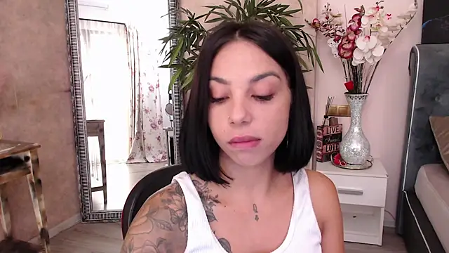 MissJuliax online show from 09/10/25, 06:02