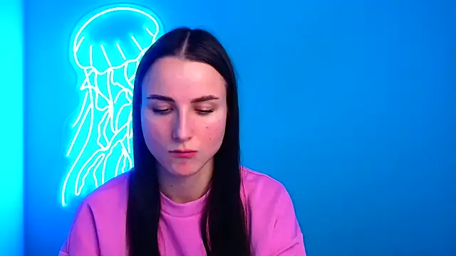 Eva Janee online show from 12/10/24, 03:44