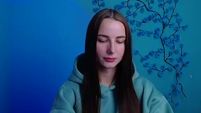 Eva Janee online show from 12/22/25, 06:32