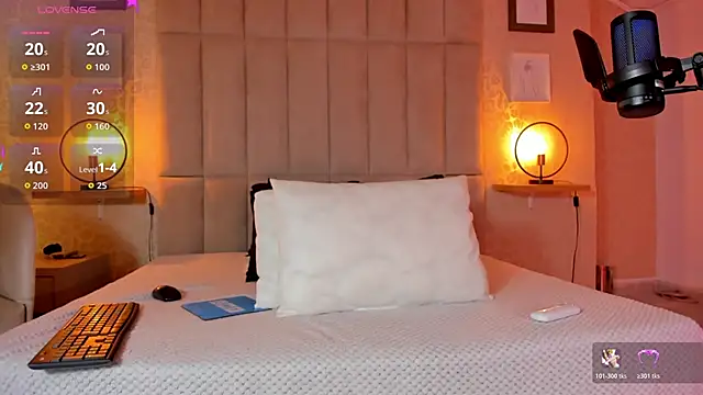 Amy-Saenz online show from 11/18/25, 03:16