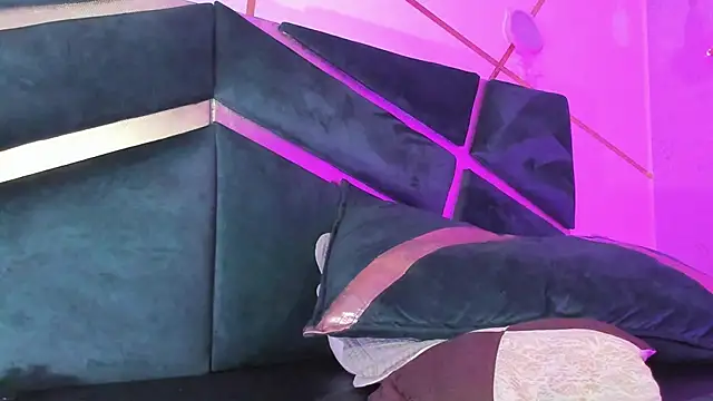 Charlie Williams online show from 01/16/25, 04:28