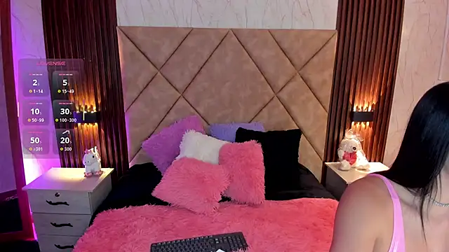 SummersAngel online show from 11/11/25, 10:32