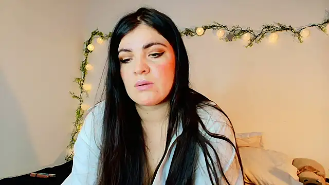 Amara vega online show from 05/15/26, 10:11