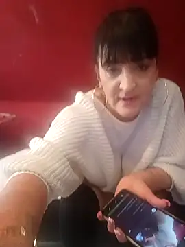 Snapshot of Tiffany35 chatting on 10/09/25, 08:56 Tiffany35 online show from 10/09/25, 08:56