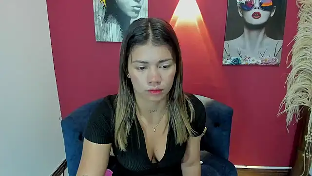 Gissel Angel online show from 12/17/24, 12:12