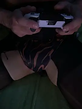 Snapshot of tsbeginnerfun chatting on 11/13/25, 06:12 tsbeginnerfun online show from 11/13/25, 06:12