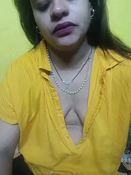 Snapshot of Sexyranibhabhi chatting on 06/10/26, 04:56 Sexyranibhabhi online show from 06/10/26, 04:56