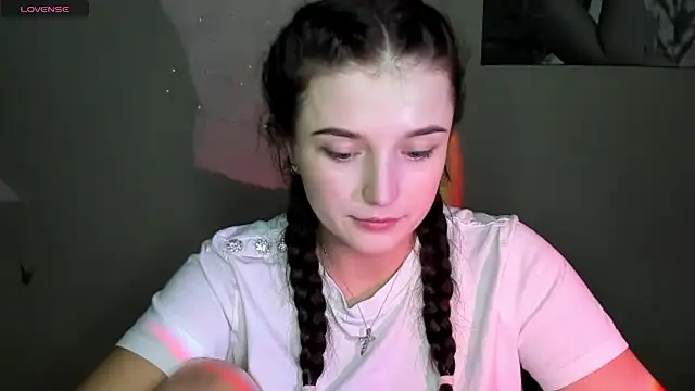 EvaaMillerr99 online show from 12/02/24, 08:30