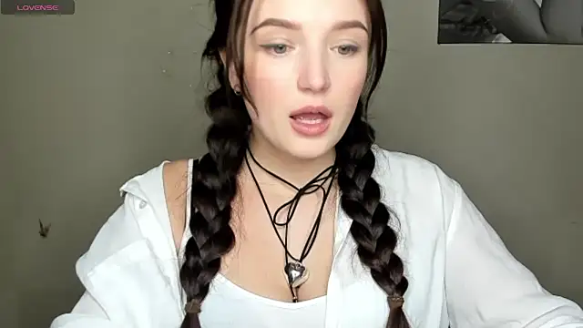 EvaaMillerr99 online show from 12/16/24, 02:38