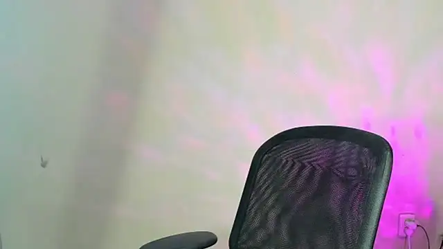 EvaaMillerr99 online show from 02/06/25, 10:00