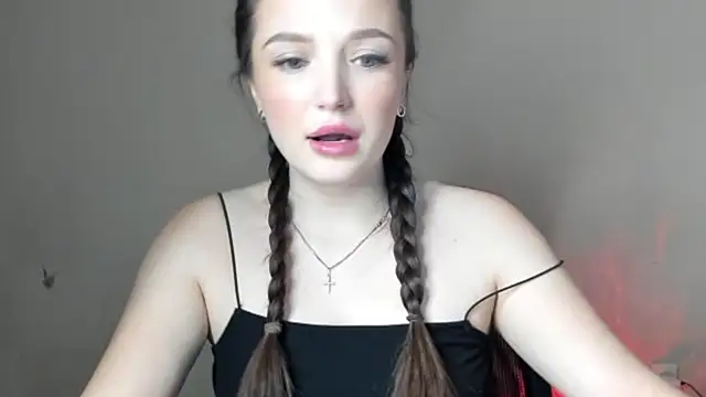 EvaaMillerr99 online show from 03/18/25, 01:31