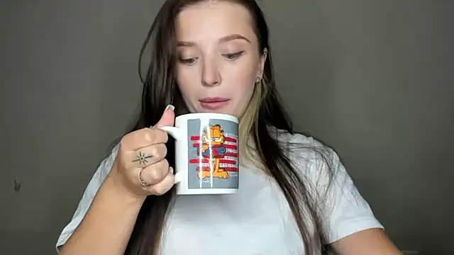 EvaaMillerr99 online show from 09/27/25, 11:59