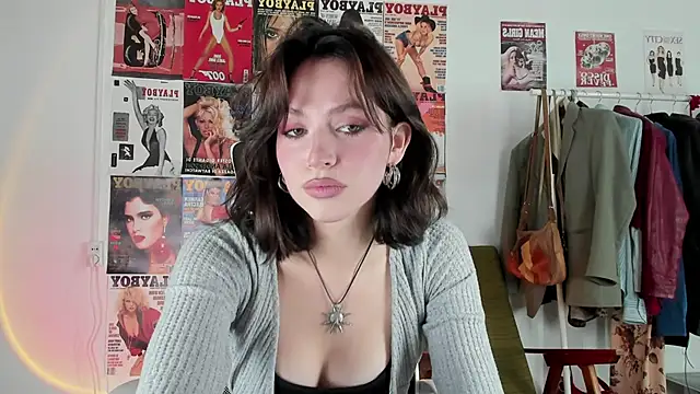 Niky  Jess online show from 09/25/25, 08:07