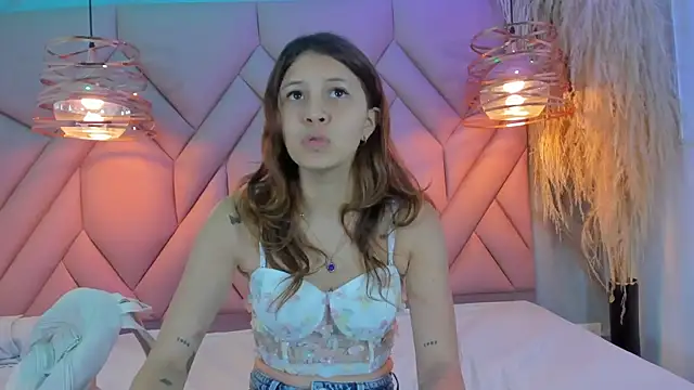 AngelaaCute  online show from 12/31/24, 12:15