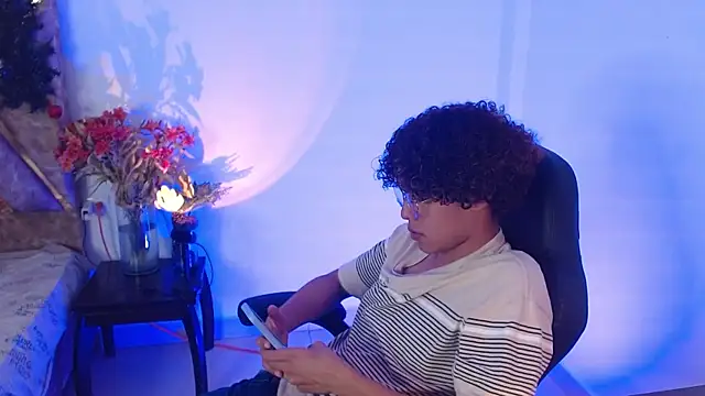 nickolas moon online show from 01/03/25, 02:54