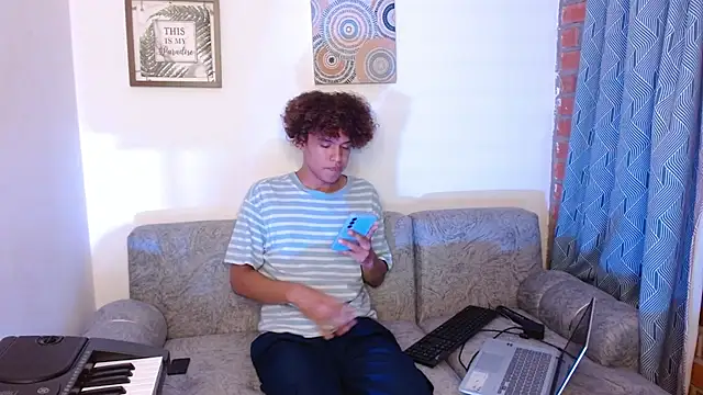 nickolas moon online show from 01/16/25, 03:34