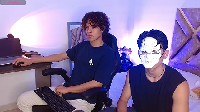 nickolas moon online show from 03/08/25, 06:05