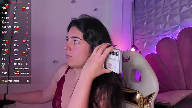 meraki fraise online show from 02/18/25, 07:52