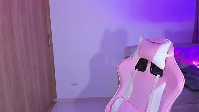 annika taylor online show from 03/07/25, 11:38