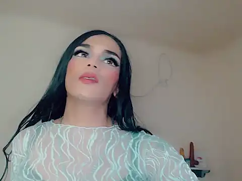 Snapshot of kimkardasha98 chatting on 02/21/26, 10:33 kimkardasha98 online show from 02/21/26, 10:33