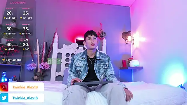 Twinkie-Alex18 online show from 02/27/25, 09:14