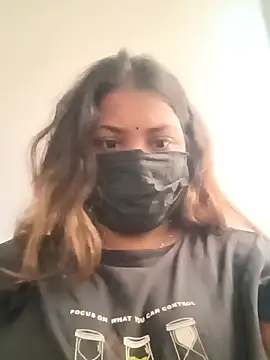 Snapshot of Hotmilfxox chatting on 12/04/24, 02:53 Hotmilfxox online show from 12/04/24, 02:53