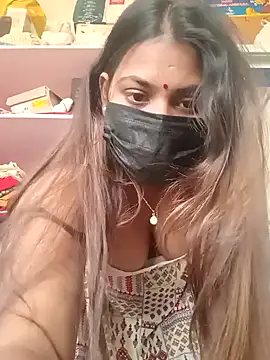 Snapshot of Hotmilfxox chatting on 12/14/24, 08:45 Hotmilfxox online show from 12/14/24, 08:45