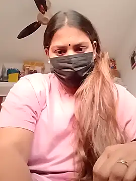 Snapshot of Hotmilfxox chatting on 12/21/24, 02:09 Hotmilfxox online show from 12/21/24, 02:09