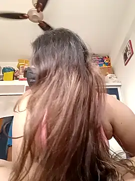 Snapshot of Hotmilfxox chatting on 12/21/24, 08:50 Hotmilfxox online show from 12/21/24, 08:50