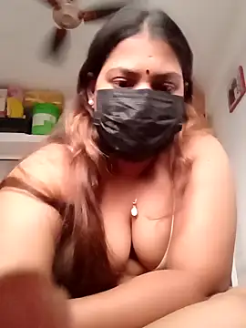 Snapshot of Hotmilfxox chatting on 12/28/24, 02:11 Hotmilfxox online show from 12/28/24, 02:11