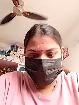 Snapshot of Hotmilfxox chatting on 12/28/24, 05:12 Hotmilfxox online show from 12/28/24, 05:12