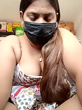 Snapshot of Hotmilfxox chatting on 01/27/25, 07:56 Hotmilfxox online show from 01/27/25, 07:56