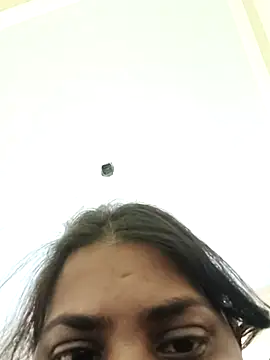 Snapshot of Hotmilfxox chatting on 04/05/26, 07:44 Hotmilfxox online show from 04/05/26, 07:44