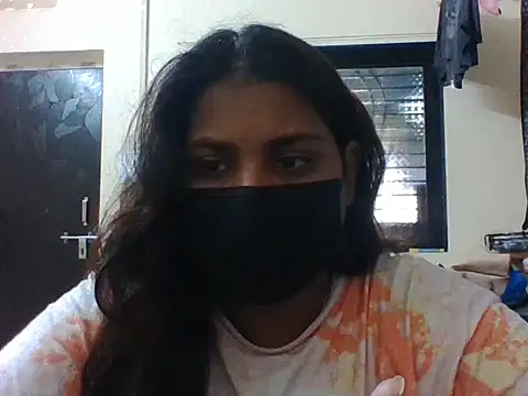 Hotmilfxox online show from 05/24/26, 08:19