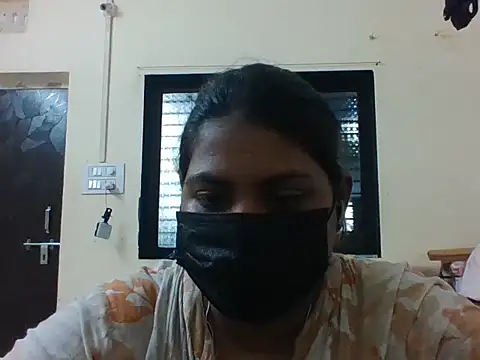 Hotmilfxox online show from 05/26/26, 10:11