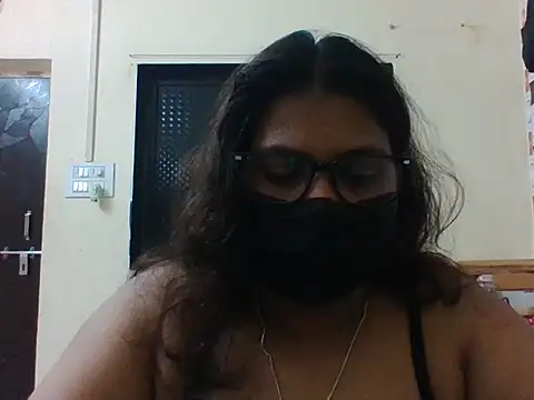 Hotmilfxox online show from 05/28/26, 05:43
