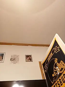 Snapshot of J83560Jason chatting on 09/13/25, 12:21 J83560Jason online show from 09/13/25, 12:21