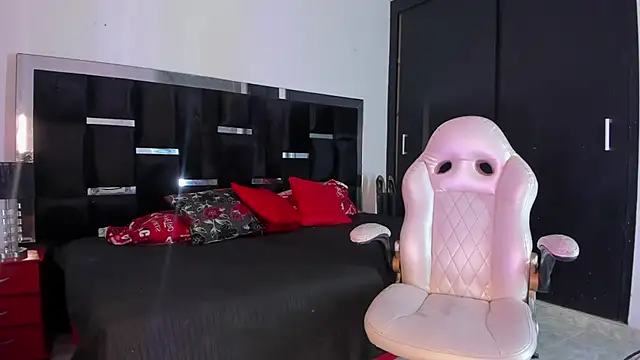 Tasha Sant online show from 11/10/25, 08:30