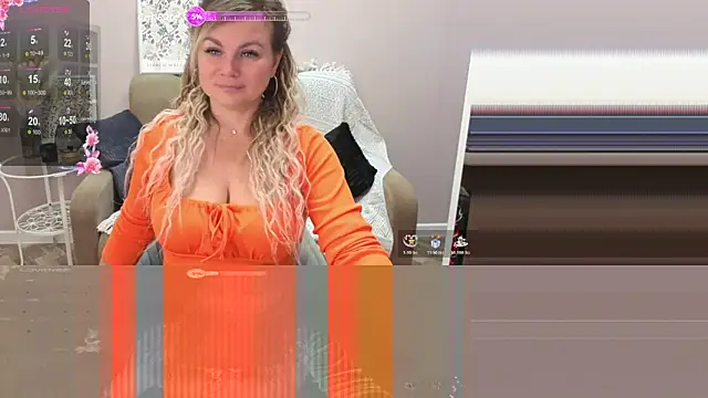 candy queeen online show from 10/20/25, 12:27