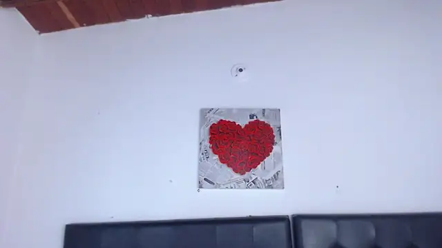 Amara Red online show from 09/16/25, 11:22