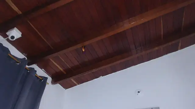 Amara Red online show from 09/18/25, 11:12